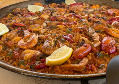 paella en humor amarillo